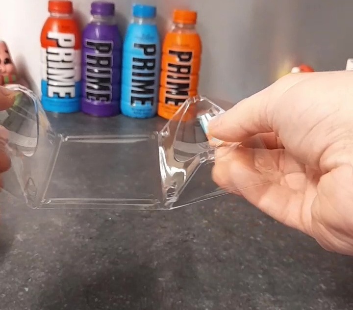 Le fin gourmet a montré comment transformer le plastique en support