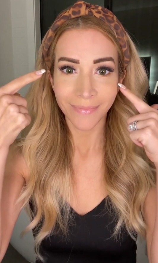 Elle adorait son apparence beaucoup plus jeune grâce à son nouveau look lifté
